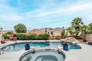 2723 S Chipshot Dr, Green Valley, AZ 85614 - Photo 1