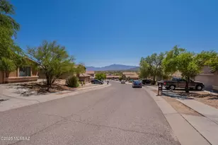 13218 E Mineta Ridge Dr, Vail, AZ 85641 - Photo 1