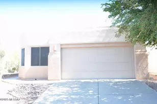 7333 E Placita Luz de La Luna, Tucson, AZ 85715 - Photo 1