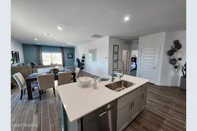 14096 E Crotalus Way E, Vail, AZ 85641 - Photo 1