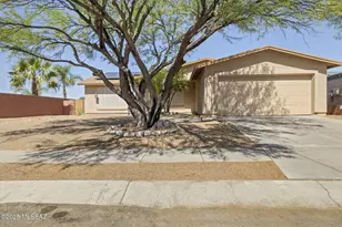 7570 S Falster Ave, Tucson, AZ 85747 - Photo 1