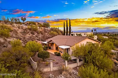 6440 N Mesa View Drive, Tucson, AZ 85718 - Photo 1