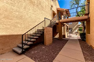 8271 N Oracle Rd, Tucson, AZ 85704 - Photo 1