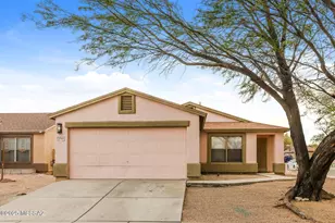 2702 E Portobello Dr, Tucson, AZ 85706 - Photo 1