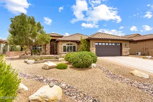 2563 E Glen Canyon Rd, Green Valley, AZ 85614 - Photo 1