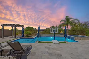 10961 N Delphinus St, Oro Valley, AZ 85742 - Photo 1