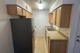 1810 E Blacklidge Dr, Tucson, AZ 85719 - Photo 1