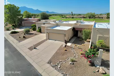 645 W Waterview Drive, Green Valley, AZ 85614 - Photo 1