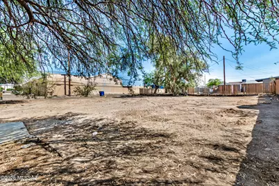 427 W Mabel Street, Tucson, AZ 85705 - Photo 1