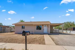 2950 E Coconino Vista, Tucson, AZ 85713 - Photo 1