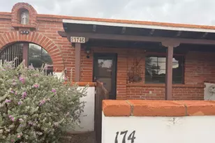 174 S Paseo Quinta, Green Valley, AZ 85614 - Photo 1