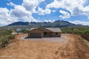179 Dee Ct, Rio Rico, AZ 85648 - Photo 1