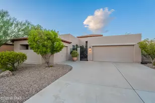 8075 N Painted Feather Dr, Tucson, AZ 85743 - Photo 1