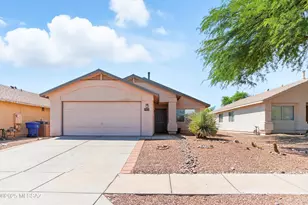 7052 E Typhoon Flyer Way, Tucson, AZ 85730 - Photo 1