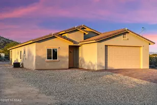 1027 W Speedway Blvd, Tucson, AZ 85745 - Photo 1