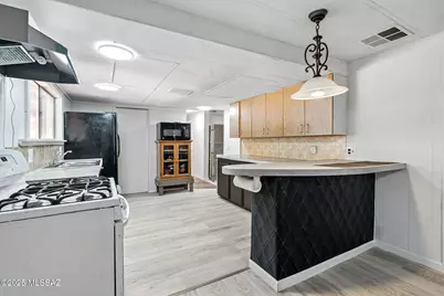 13227 W El Lobo Road, Tucson, AZ 85743 - Photo 1