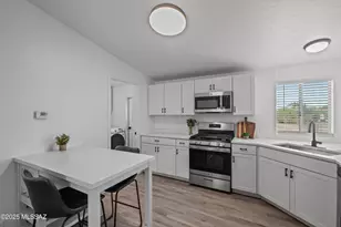 11525 N Paseo Alejandro, Marana, AZ 85653 - Photo 1