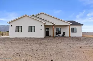 7980 S BILLIARDS Ln, Safford, AZ 85546 - Photo 1