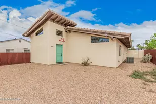844 E Lee St, Tucson, AZ 85719 - Photo 1