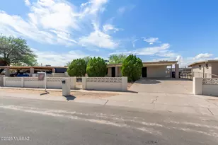 641 W Teton St, Tucson, AZ 85756 - Photo 1