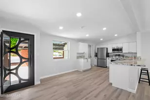 4326 N Radin Ave, Tucson, AZ 85705 - Photo 1