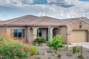 878 North Camino Colina del Pino, Green Valley, AZ 85614 - Photo 1