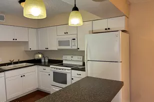 461 W Yucca Ct, Tucson, AZ 85704 - Photo 1