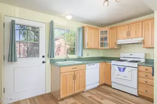 380 S Paseo Cerro, Green Valley, AZ 85614 - Photo 1