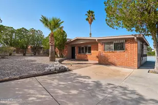 1862 W Camelot Rd, Tucson, AZ 85713 - Photo 1