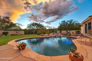 13837 N Steprock Canyon Pl, Oro Valley, AZ 85755 - Photo 1
