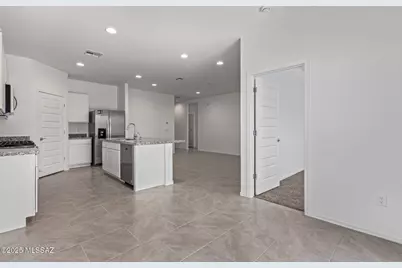 13968 E Crotalus Way E, Vail, AZ 85641 - Photo 1