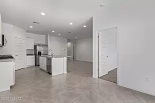 13968 E Crotalus Way E, Vail, AZ 85641 - Photo 1