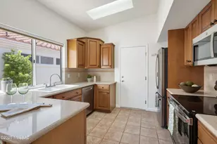 2199 E Jonquil St, Oro Valley, AZ 85755 - Photo 1