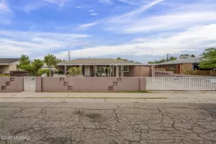 826 W Calle Evelina, Tucson, AZ 85706 - Photo 1