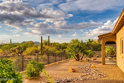 11795 N Luzon Court, Oro Valley, AZ 85737 - Photo 1