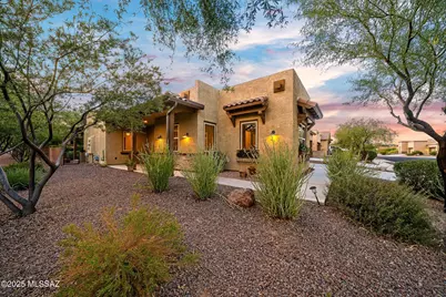 13265 N Chiracahua Peak Drive, Oro Valley, AZ 85755 - Photo 1