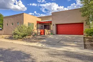 10606 E John McNair Pl, Tucson, AZ 85747 - Photo 1