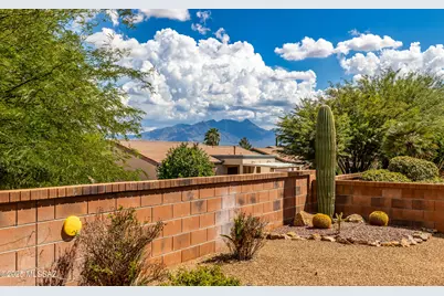 106 N Via Del Clavelito, Green Valley, AZ 85614 - Photo 1