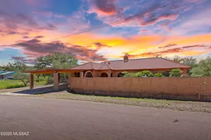 969 Circulo Golondrina, Rio Rico, AZ 85648 - Photo 1