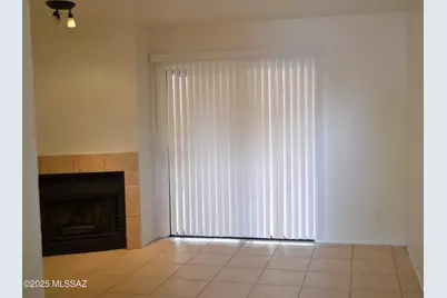 1692 W Park Wood Lane, Tucson, AZ 85746 - Photo 1