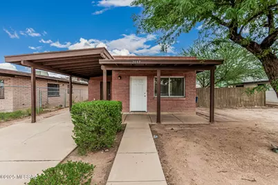 2037 E 18th Street, Tucson, AZ 85719 - Photo 1