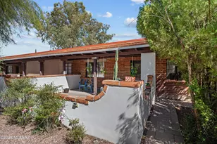 381 S Paseo Lobo, Green Valley, AZ 85614 - Photo 1