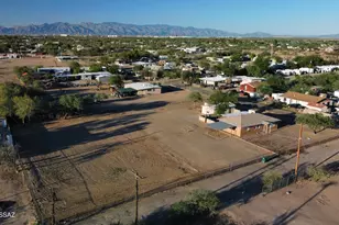 975 E Fenley Dr, Tucson, AZ 85756 - Photo 1