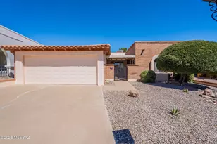 471 E Paseo Chuparosas, Green Valley, AZ 85614 - Photo 1