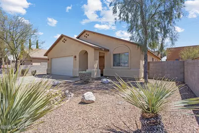 9562 E Shiloh Street, Tucson, AZ 85748 - Photo 1