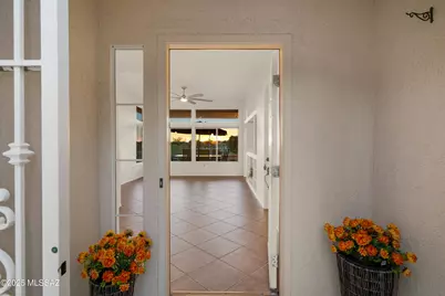 13949 N Desert Butte Drive, Oro Valley, AZ 85755 - Photo 1