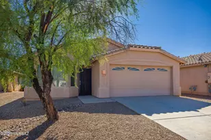 8901 N Tortolita Bluffs Pl, Tucson, AZ 85742 - Photo 1