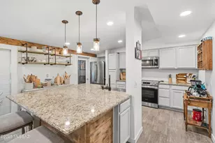 5450 N Cumberland Dr, Tucson, AZ 85704 - Photo 1