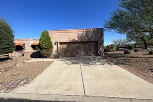 1820 W Camino Urbano, Green Valley, AZ 85622 - Photo 1