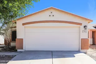1755 W Rue De La Montagne, Tucson, AZ 85746 - Photo 1